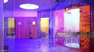 深圳桑拿常识：了解桑拿的益处与注意事项 poster