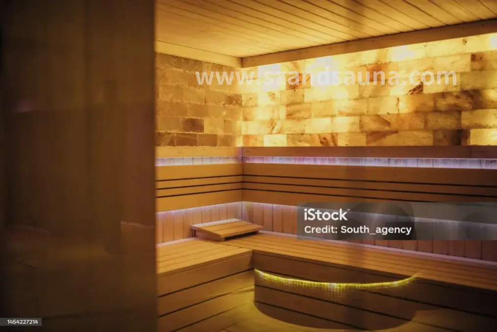 享受桑拿房的深度放松