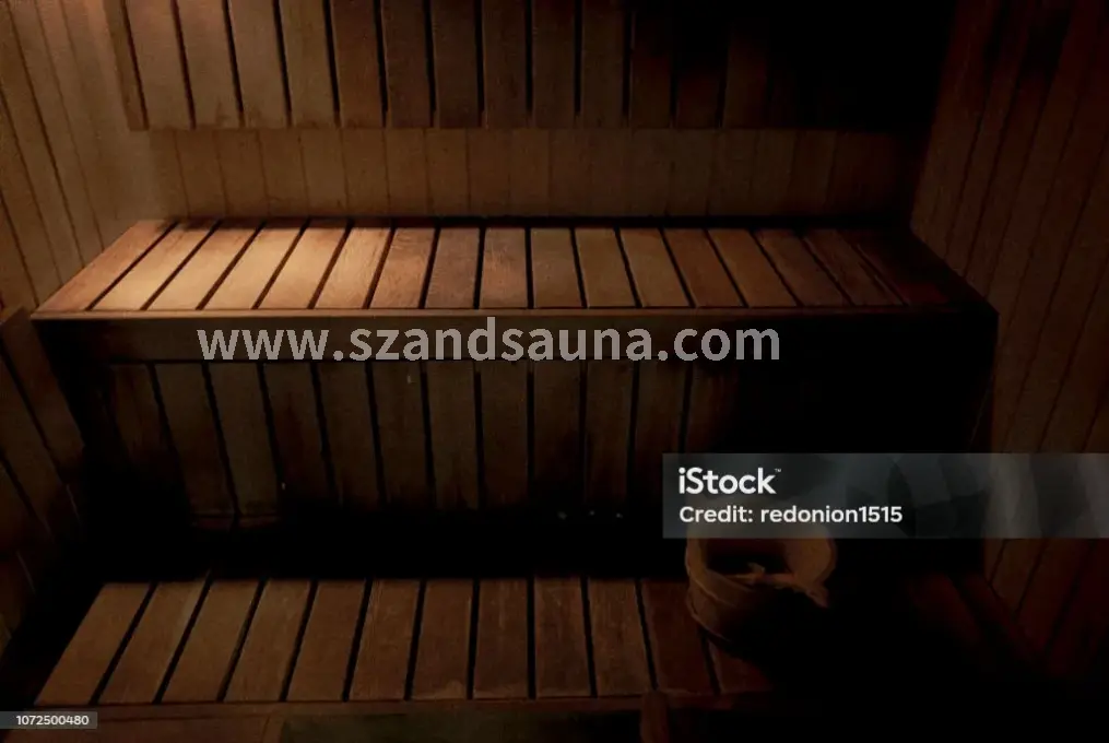 桑拿房内部