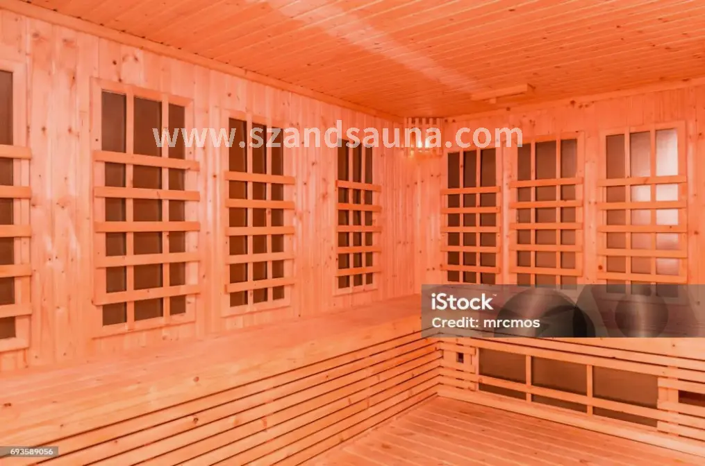 热气腾腾的桑拿